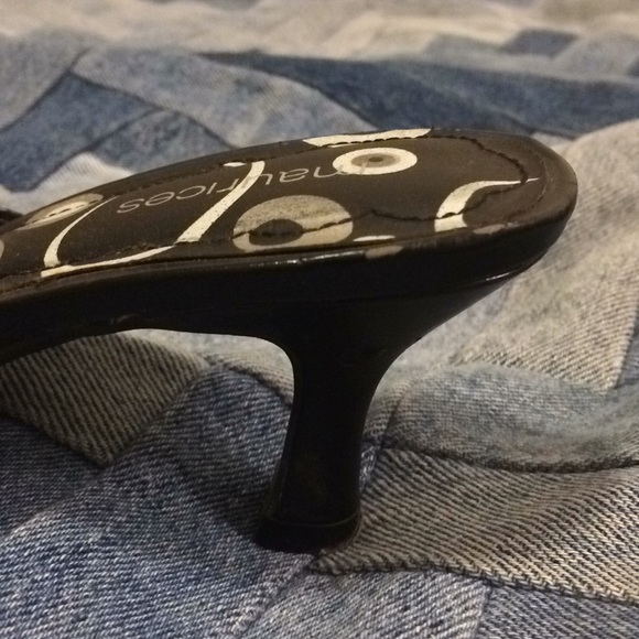 2.5 in Dressy Heels Size 7 - Picture 4 of 5